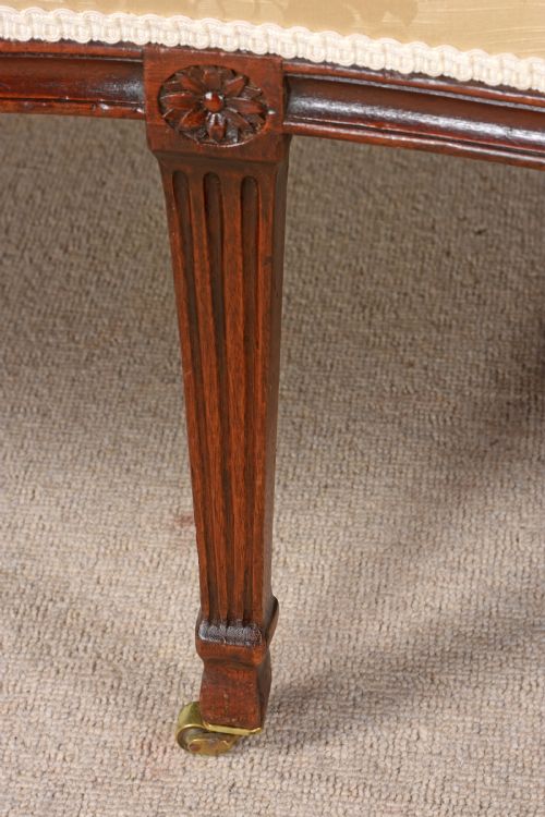 IMPRESSIVE GEORGE III HEPPLEWHITE SOFA - ADDITIONAL PHOTO 12