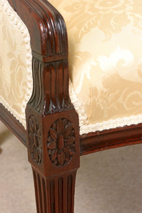 IMPRESSIVE GEORGE III HEPPLEWHITE SOFA - ADDITIONAL PHOTO 14