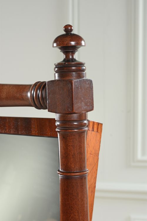 18TH CENTURY GEORGE III CHEVAL DRESSING MIRROR - ADDITIONAL PHOTO 3