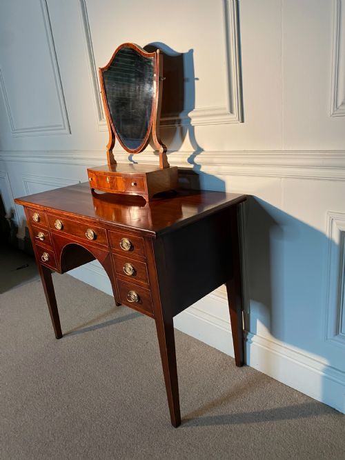 SHERATON DRESSING TABLE IN EXCELLENT CONDITION C1785 - ADDITIONAL PHOTO 2