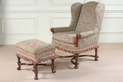 QUEEN ANNE STYLE FINE QUALITY WING ARM CHAIR - ADDITIONAL PHOTO 1