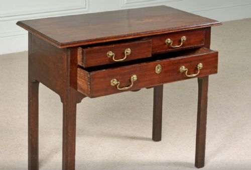 18TH CENTURY CHIPPENDALE GEORGE III PERIOD SIDE TABLE LOW BOY - ADDITIONAL PHOTO 2
