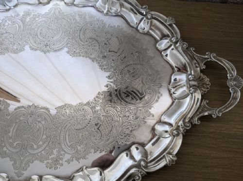FINE QUALITY 19TH CENTURY SILVER PLATED TRAY OF GENEROUS PROPORTIONS - ADDITIONAL PHOTO 1