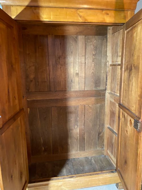 SUPERB QUALITY 19TH CENTURY CHERRY ARMOIRE WARDROBE LINEN PRESS - ADDITIONAL PHOTO 13