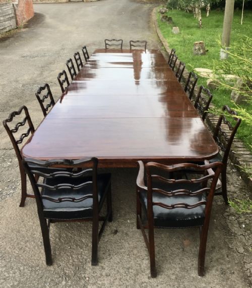 IMPRESSIVE 19TH CENTURY EXTRA LARGE EXTENDING DINING TABLE TO SEAT 1620 - ADDITIONAL PHOTO 5