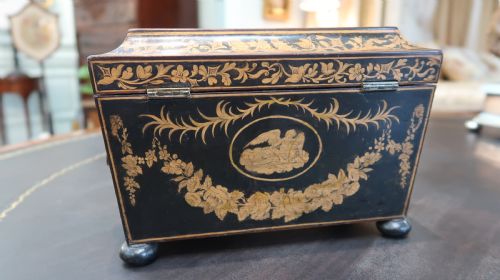 FINE EARLY REGENCY CHINOISERIE PENWORK TEA CADDY C1800 - ADDITIONAL PHOTO 2