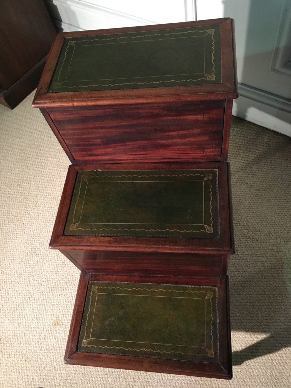 Regency steps with Green Leather insets View V