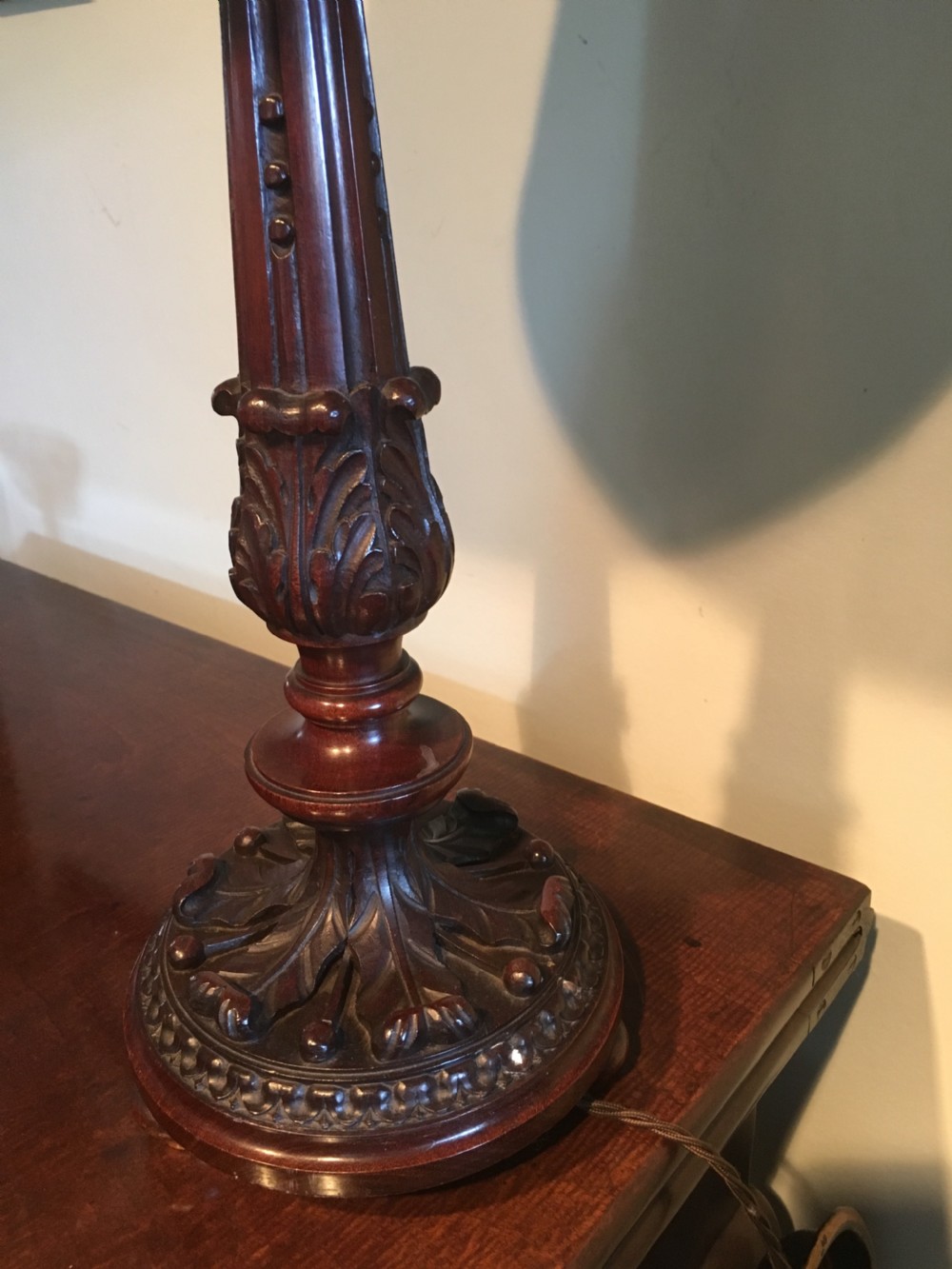 Beautiful Victorian Carved mahogany lamp View VII