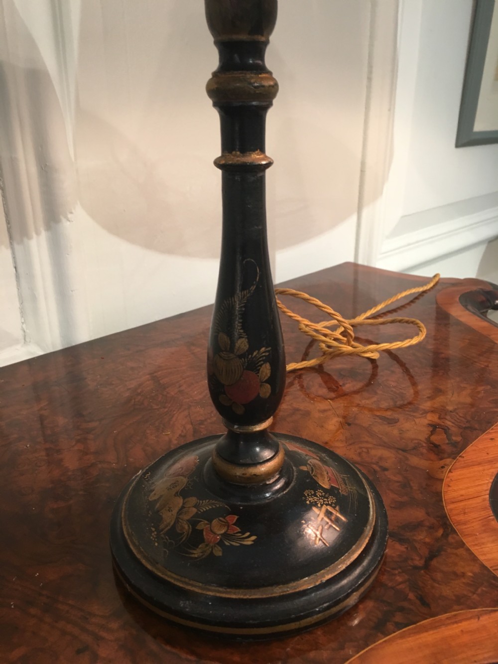 Beautiful pair of chinoiserie lamps View VI