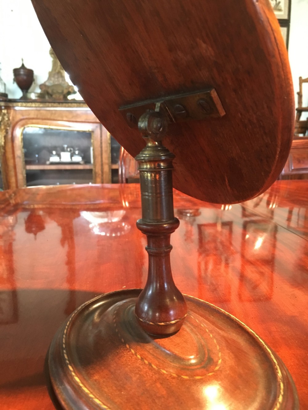 Rare Sheraton dressing table mirror in excellent condition View V