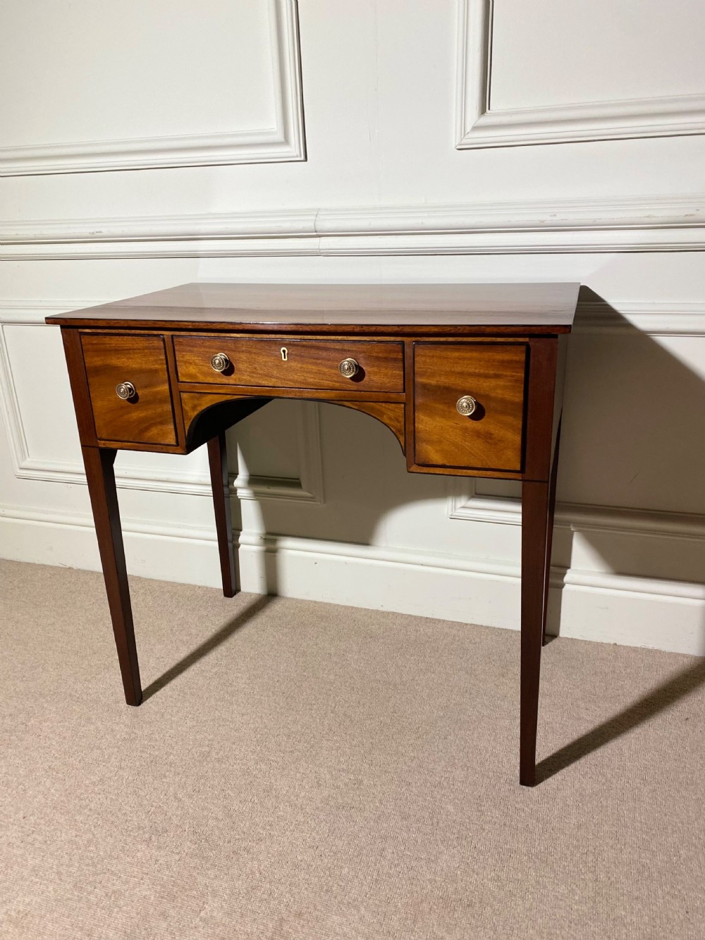 Lovely quality George III dressing table View X