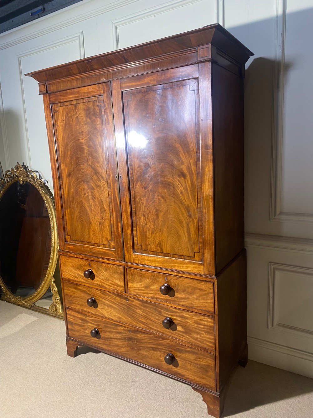 Lovely Quality Georgian Linen Press / wardrobe View VIII