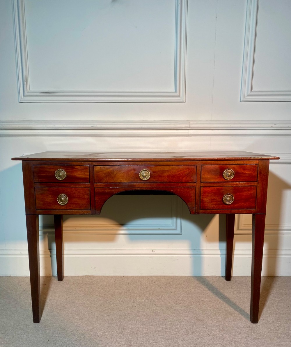 18th Century George III dressing table View III