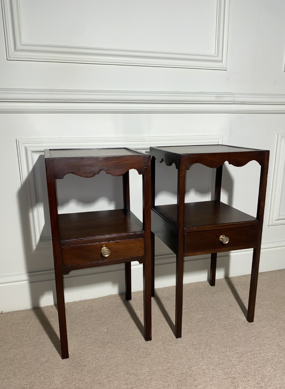 Lovely pair of George III mahogany bedside tables View V