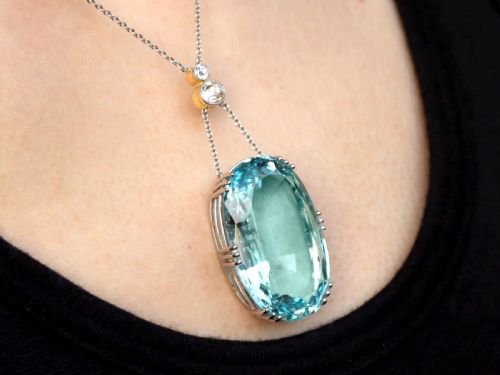 ANTIQUEVINTAGE 4834CT AQUAMARINE AND 070CT DIAMOND 18CT YELLOW GOLD AND PLATINUM NECKLACE - ADDITIONAL PHOTO 4