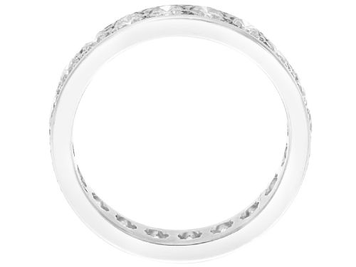 fig 5. An 18ct white gold full eternity ring set with a continuous circle of round diamonds.