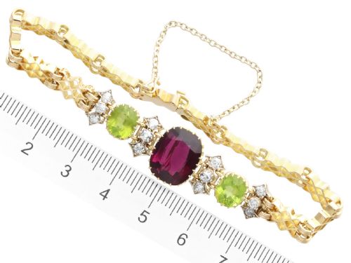 ANTIQUE 517CT GARNET 310CT PERIDOT AND 049CT DIAMOND 15CT YELLOW GOLD BRACELET CIRCA 1910 - ADDITIONAL PHOTO 8