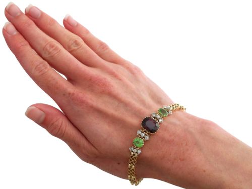 ANTIQUE 517CT GARNET 310CT PERIDOT AND 049CT DIAMOND 15CT YELLOW GOLD BRACELET CIRCA 1910 - ADDITIONAL PHOTO 12