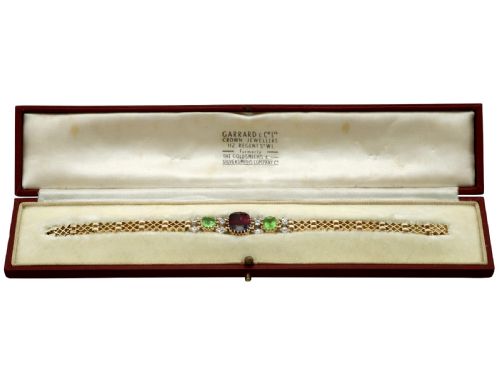ANTIQUE 517CT GARNET 310CT PERIDOT AND 049CT DIAMOND 15CT YELLOW GOLD BRACELET CIRCA 1910 - ADDITIONAL PHOTO 15