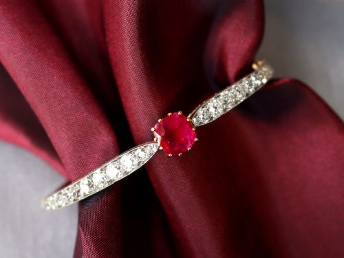 ANTIQUE 290CT RUBY AND 412CT DIAMOND 18CT ROSE GOLD BANGLE CIRCA 1890 - ADDITIONAL PHOTO 2
