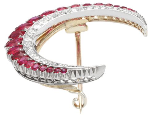 ANTIQUE 486CT THAI RUBY 088CT DIAMOND 9CT YELLOW GOLD CRESCENT BROOCH CIRCA 1890 - ADDITIONAL PHOTO 4