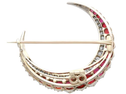 ANTIQUE 486CT THAI RUBY 088CT DIAMOND 9CT YELLOW GOLD CRESCENT BROOCH CIRCA 1890 - ADDITIONAL PHOTO 6