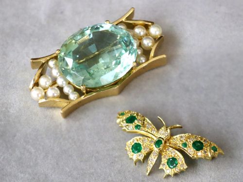 ANTIQUE 4250CT AQUAMARINE AND PEARL 18CT YELLOW GOLD BIRKS BROOCH CIRCA 1935 - ADDITIONAL PHOTO 2