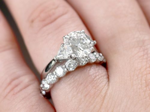 fig 3. A vintage 18ct white gold full eternity ring set with round brilliant-cut diamonds around the entire band.