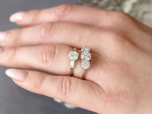 fig 2. Antique Art Deco 0.91ct Diamond and Platinum Solitaire Ring Circa 1925