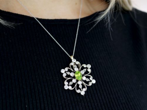 ANTIQUE 125CT PERIDOT AND 195CT DIAMOND 9CT YELLOW GOLD PENDANT BROOCH CIRCA 1890 - ADDITIONAL PHOTO 2