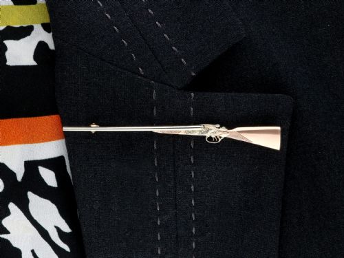 VINTAGE 9CT GOLD SHOTGUN BROOCH 1958 - ADDITIONAL PHOTO 13