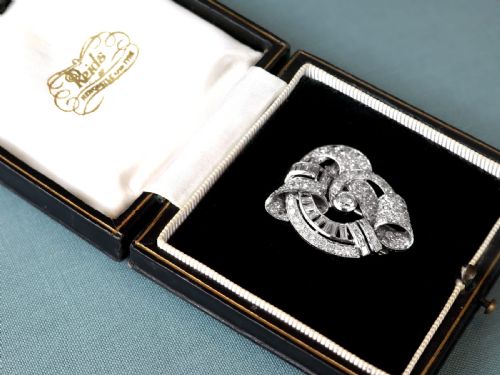 fig 4. Antique Art Deco 4.35ct Diamond and Platinum Clip Brooch Circa 1935