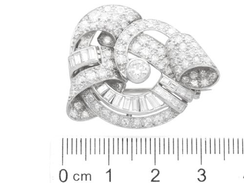 fig 9. Antique Art Deco 4.35ct Diamond and Platinum Clip Brooch Circa 1935