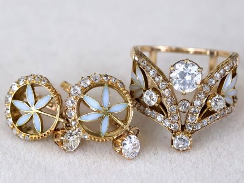 fig 3. Antique Plique-a-Jour and 3.68ct Diamond, 18ct Yellow Gold Earring and Ring Set Circa 1890