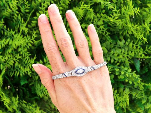 ANTIQUE ART DECO 030CT SAPPHIRE AND 758CT DIAMOND PLATINUM BRACELET CIRCA 1920 - ADDITIONAL PHOTO 1