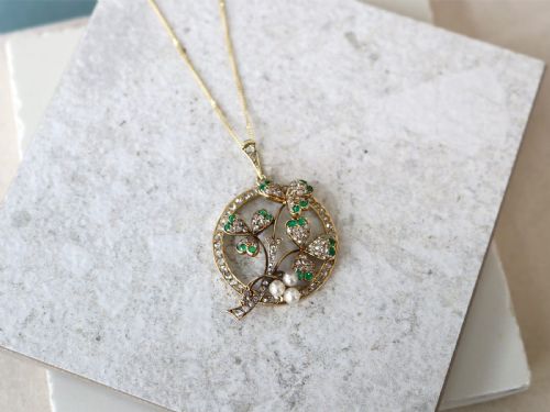 ANTIQUE 025CT EMERALD 048CT DIAMOND PEARL AND 15CT YELLOW GOLD PENDANT CIRCA 1890 - ADDITIONAL PHOTO 3