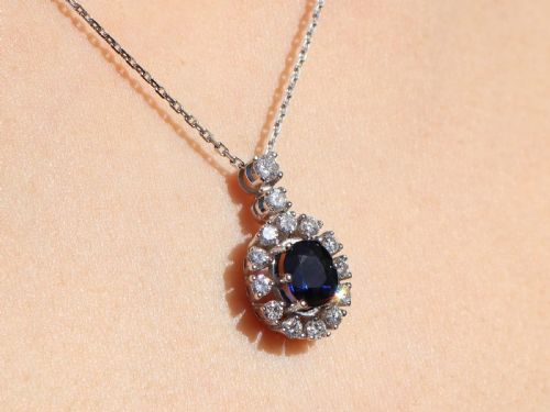 VINTAGE 148CT SAPPHIRE AND 080CT DIAMOND 14CT WHITE GOLD CLUSTER PENDANT CIRCA 1960 - ADDITIONAL PHOTO 9