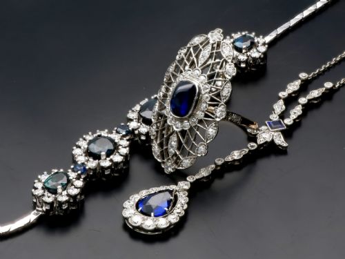 ANTIQUE 157CT BASALTIC SAPPHIRE AND 120CT DIAMOND PLATINUM PENDANT CIRCA 1915 - ADDITIONAL PHOTO 5