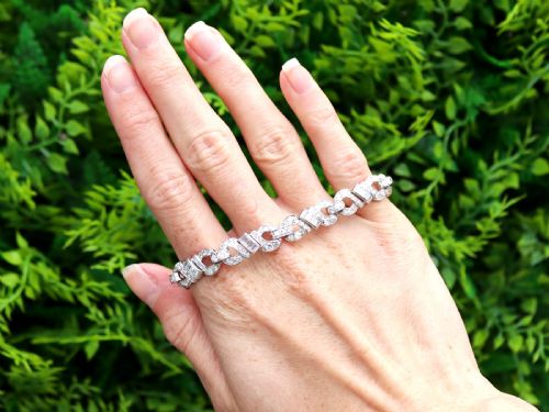VINTAGE ART DECO 605CT DIAMOND AND PLATINUM BRACELET CIRCA 1950 - ADDITIONAL PHOTO 1