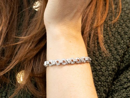 VINTAGE ART DECO 605CT DIAMOND AND PLATINUM BRACELET CIRCA 1950 - ADDITIONAL PHOTO 4