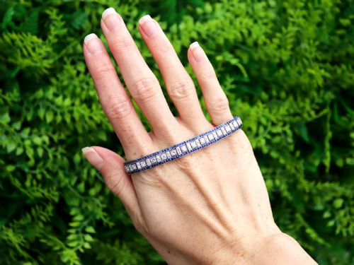 ANTIQUE 448CT SAPPHIRE AND 435CT DIAMOND PLATINUM LINE BRACELET CIRCA 1920 - ADDITIONAL PHOTO 1