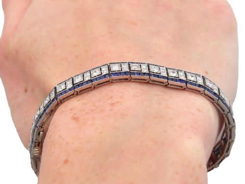 ANTIQUE 448CT SAPPHIRE AND 435CT DIAMOND PLATINUM LINE BRACELET CIRCA 1920 - ADDITIONAL PHOTO 18