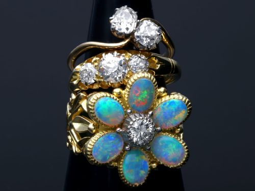 fig 6. Antique 1.39ct Diamond and 18ct Yellow Gold Trilogy Ring Circa 1900