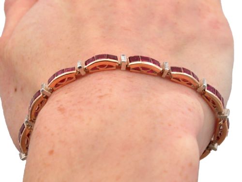 VINTAGE 1143CT RUBY AND 098CT DIAMOND 8CT ROSE GOLD BRACELET CIRCA 1940 - ADDITIONAL PHOTO 14