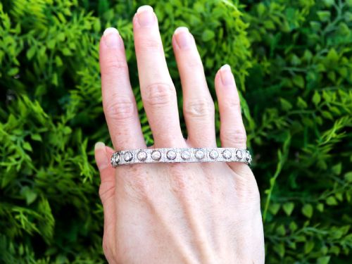 ANTIQUE 467CT DIAMOND AND 18K WHITE GOLD BRACELET CIRCA 1925 - ADDITIONAL PHOTO 1