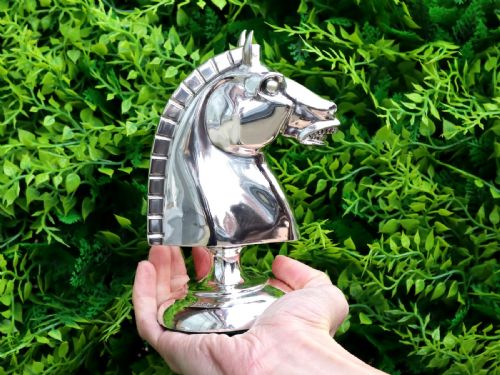 ANTIQUE GEORGE V STERLING SILVER CHESS KNIGHT DESK PAPERWEIGHT - ADDITIONAL PHOTO 1