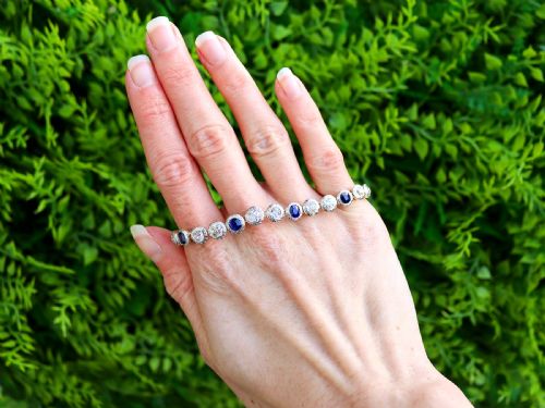 ANTIQUE 178CT SAPPHIRE AND 305CT DIAMOND 18CT YELLOW GOLD BRACELET CIRCA 1930 - ADDITIONAL PHOTO 1