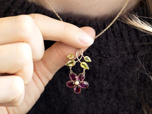 fig 4. Antique 2.75ct Garnet 2.35ct Peridot and Pearl 9ct Rose Gold Pendant Circa 1910