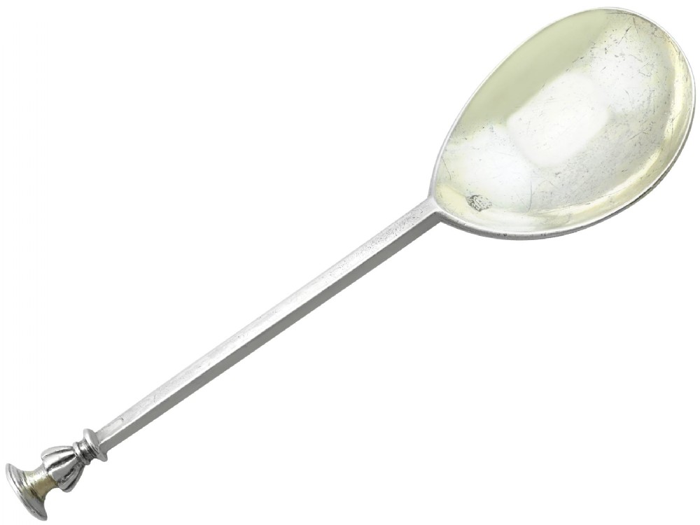 Antique Elizabeth I Sterling Silver Seal-Top Spoon (1585)