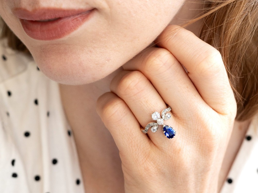 Antique 1.25ct Basaltic Sapphire and 1.48ct Diamond 14ct Yellow Gold Tiara Ring Circa 1900 View VI
